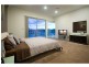 1 Royal Albert Crescent, Sovereign Islands QLD 4216